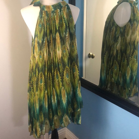 Pullover Dress - Picture 4 of 6